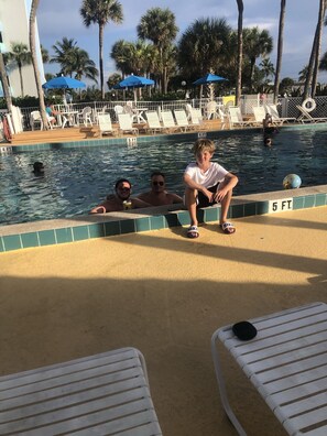 Pool - Beach front property (Jensen Beach)