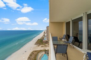 Property grounds - New Listing: Emerald Beach Resort, Beachfront, Heated Pools/Spas, Starbucks, Gym (Panama City Beach)