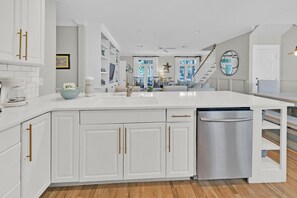 Interior - Spacious 4-Br Beach Retreat for Families & Groups! + Free Attraction Tickets! (Santa Rosa Beach)