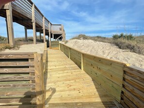 Property grounds - Oceanside, sound view, dog friendly, private pool, hot tub, golf cart, game room (Rodanthe)