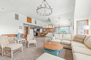 Smart TV, fireplace, DVD player, table football