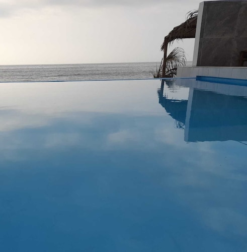 Las Fragatas Casa Hotel 