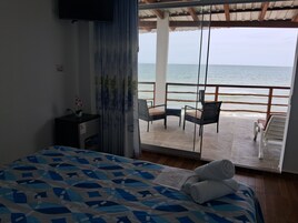 Deluxe Suite | Premium bedding, down comforters, individually decorated