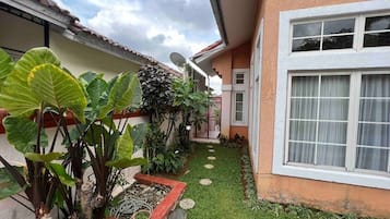 Enceinte de lâhĂ©bergement