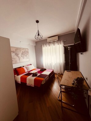 2 dormitorios, tabla de planchar con plancha, wifi y ropa de cama