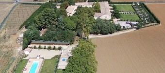 Gîte 4/5 Personnes Dans un Mas Languedocien Avec Piscine et Jacuzzi