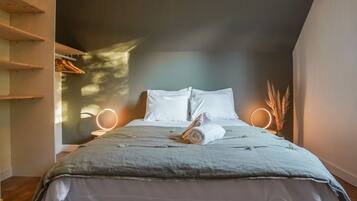 4 bedrooms, iron/ironing board, travel crib, WiFi