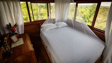 Casa de árbol de lujo | 1 habitación y ropa de cama