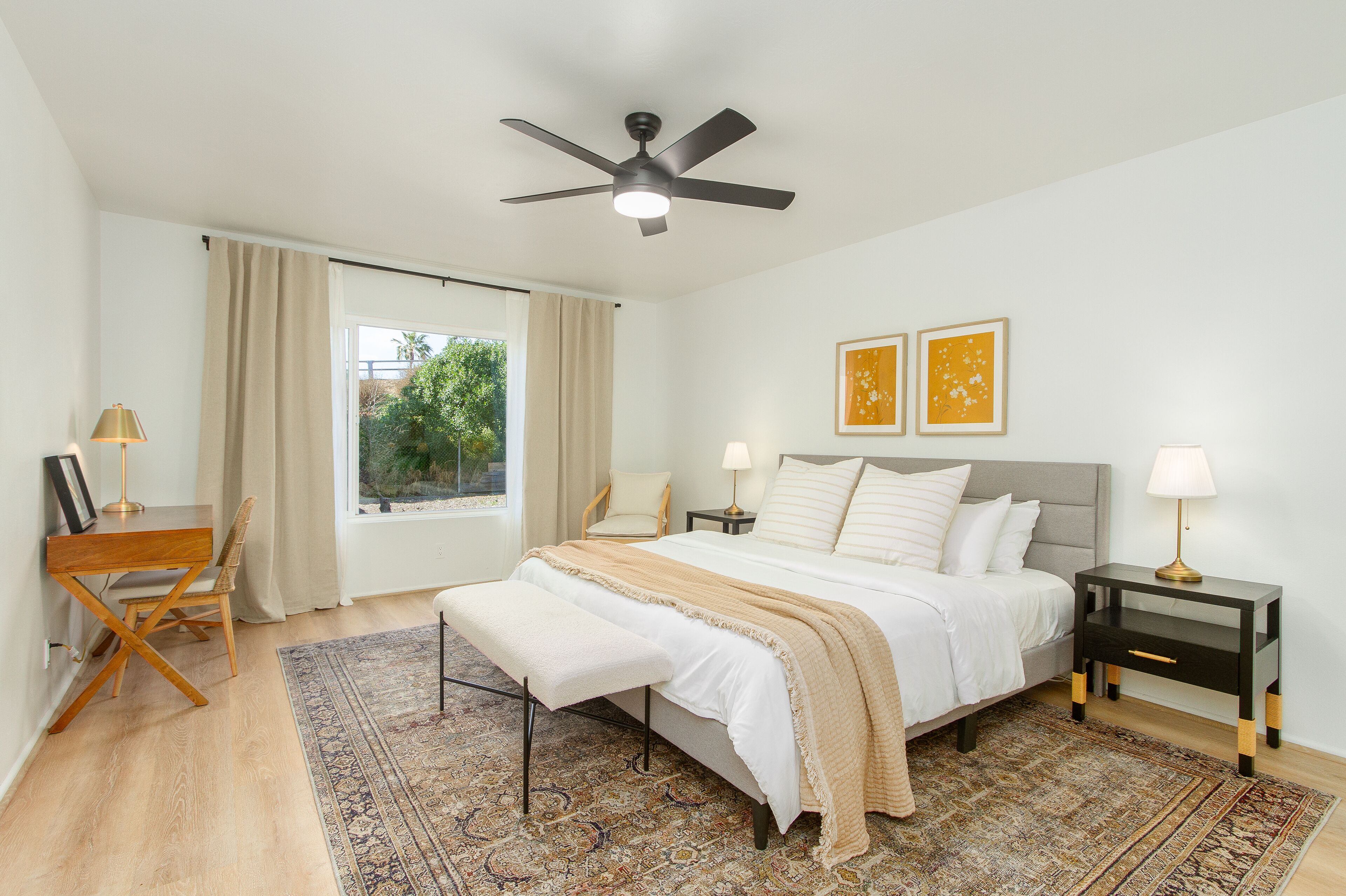 Coastal Oceanside Family Getaway