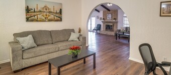 San Antonio Home w/ Private Pool: 5 Mi to Downtown