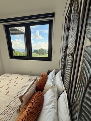 3 chambres, fer et planche à repasser, Wi-Fi, draps fournis