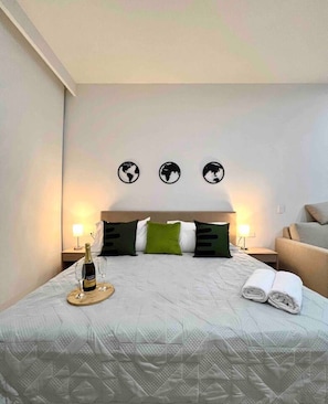 1 dormitorio, escritorio, tabla de planchar con plancha y wifi gratis