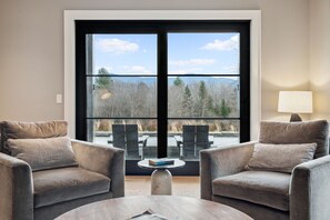 Smart-TV, Kamin, Computerbildschirme