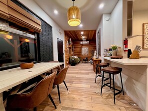 Dining - Easton Flats- A Couples Retreat! (Twentynine Palms)