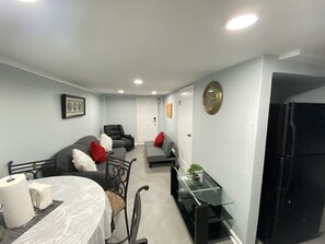 Smart TV - The best and charming apartment in New Jersey 20 mins to "New York City" (North Bergen)