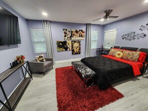 1 habitación, tabla de planchar con plancha, wifi gratis y ropa de cama