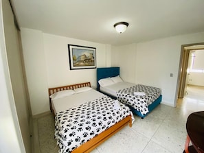 Apartment | 3 bedrooms, free WiFi - Rodamar 11 vista  (Santa Marta)