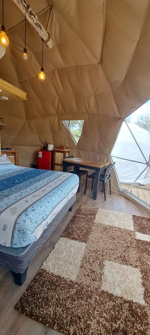 1 bedroom, bed sheets - Domo El Pescador en Coyhaique, para 2 personas, con tinaja de pago adicional (Aysén)