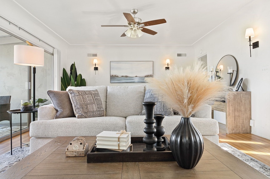 Gorgeous Beach Villa -- Ocean Views + Sleeps 12! - San Diego, CA