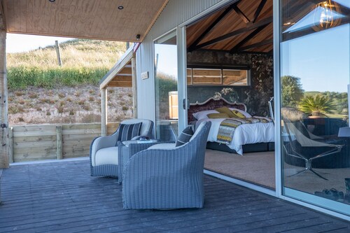 Holiday Bliss - Tirau, Piarere