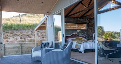 Holiday Bliss - Tirau, Piarere