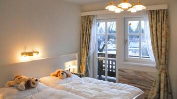 3 bedrooms, free WiFi, bed sheets