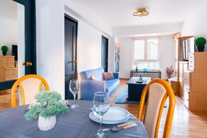 Dining - Promenada Old Town (București)