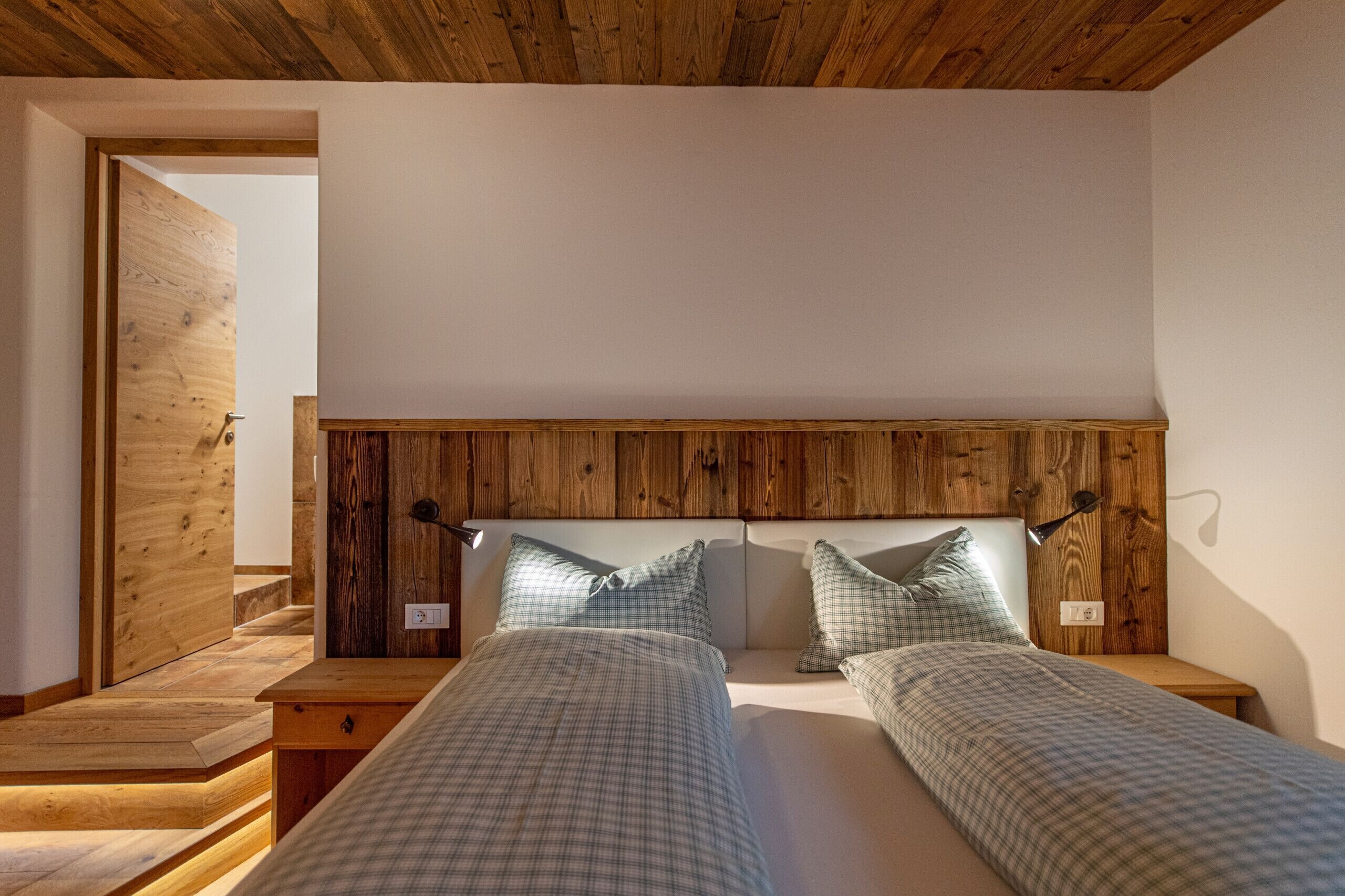 3 Schlafzimmer, Reisekinderbett, kostenloses WLAN, Bettwäsche