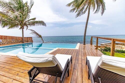 Splashing view of waves