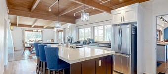 Stunning Vineyard Villa | Pool · Hot Tub · Games Room · EV Charger