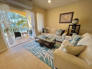 Una Smart TV, libros