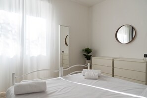 2 Schlafzimmer, Bügeleisen/Bügelbrett, kostenloses WLAN, Bettwäsche