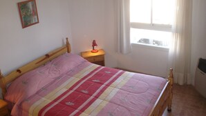 Basic Double Room | Free WiFi - Hostal Puerto Madryn (Puerto Madryn)