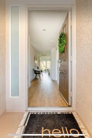 Interior - Lux PGA West Room+Private Bath+Enjoy Gated Upscale Community (La Quinta)