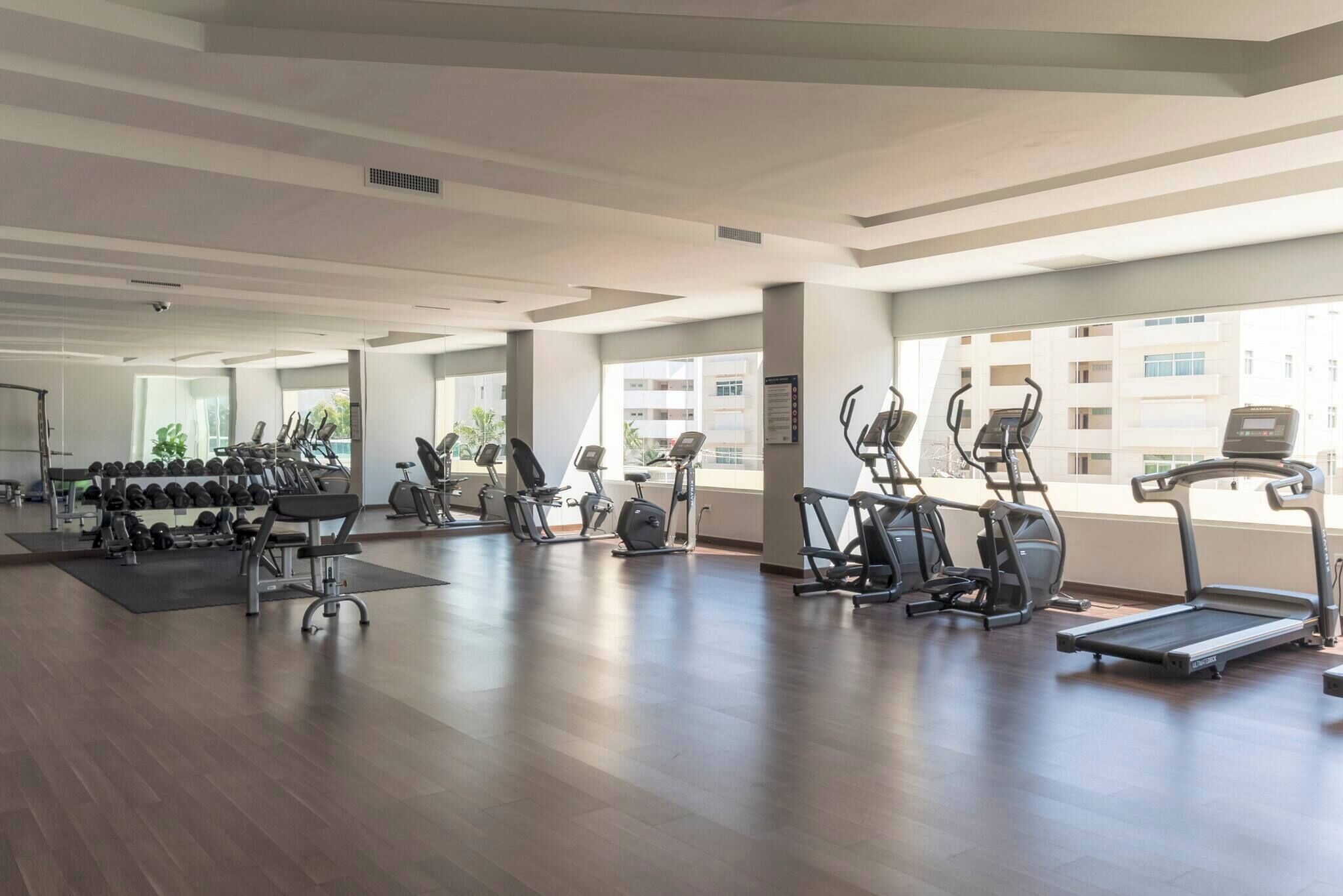 Departamento, 2 habitaciones, con acceso para personas discapacitadas, balcón | Sala de fitness