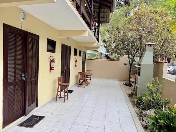 Gác Tiêu chuẩn | Khu ẩm thực ngoài trời