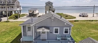 Beach Lovers Paradise!  Cozy 3 bedroom home steps from the beach. 
