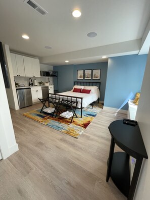 1 bedroom, travel crib, free WiFi, bed sheets