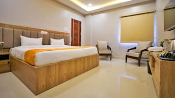 Deluxe Double Room | In-room safe, blackout curtains, free WiFi, bed sheets
