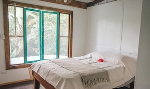 Free WiFi, bed sheets - CASA BOHÖ (Cahuita)