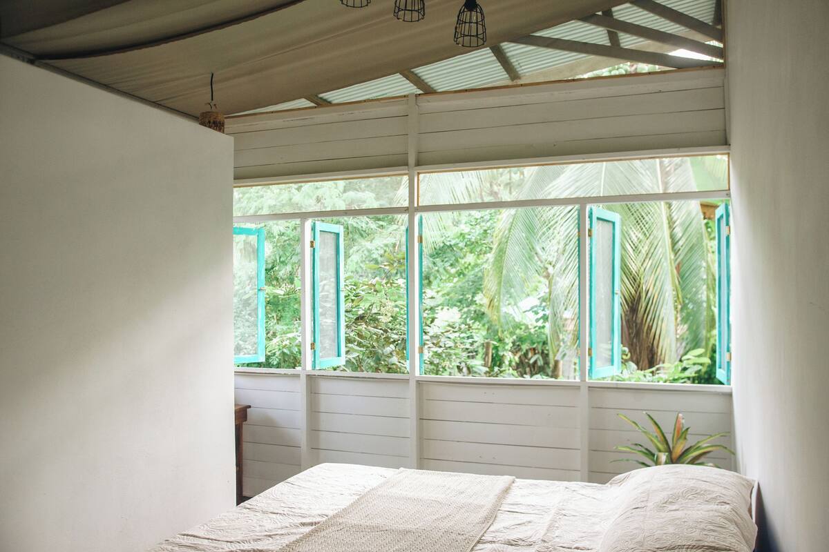 Habitación económica, no fumadores, vistas al jardín | Wifi gratis y ropa de cama
