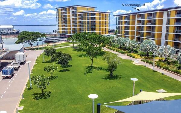 Waterfront Sunset Suite: 1 Bed Apt, Sunset Views