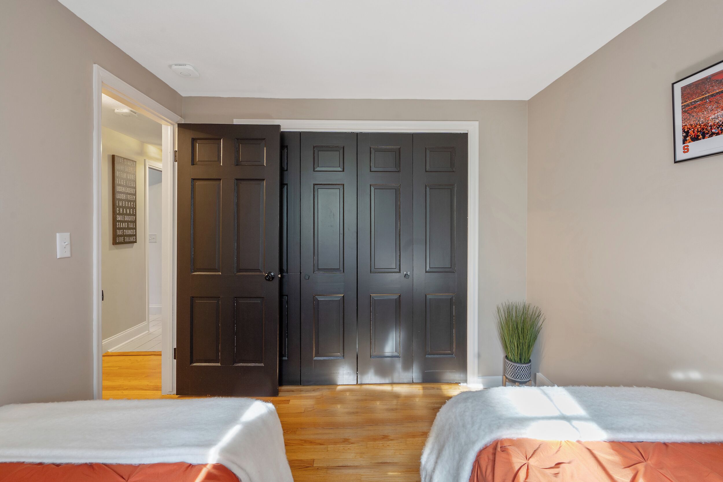 4 chambres, bureau, fer et planche à repasser, Wi-Fi gratuit