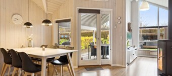 "Alpa" - 600m from the sea by Interhome