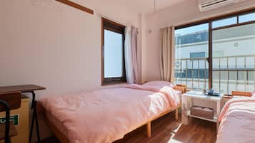 Habitación con 2 camas individuales, no fumadores | Escritorio, wifi gratis, ropa de cama