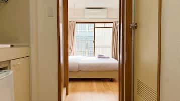 Double Room, Non Smoking (Premium Mattress) | Desk, free WiFi, bed sheets