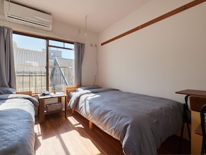Desk, free WiFi, bed sheets