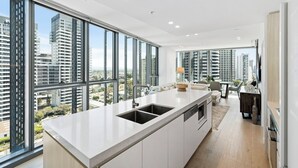 Unclassified image, 5 of 120, button - Signature Broadbeach - GCLR (Broadbeach)