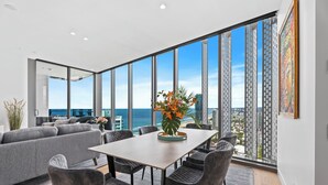 Unclassified image, 2 of 120, button - Signature Broadbeach - GCLR (Broadbeach)