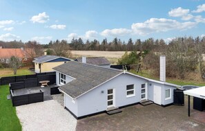 Exterior - Cozy home in Skagen with kitchen (Skagen)